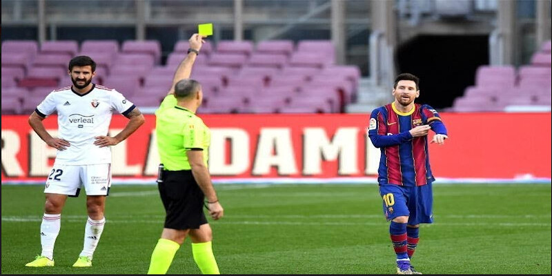 Một số trọng tài có xu hướng rút thẻ rất dễ